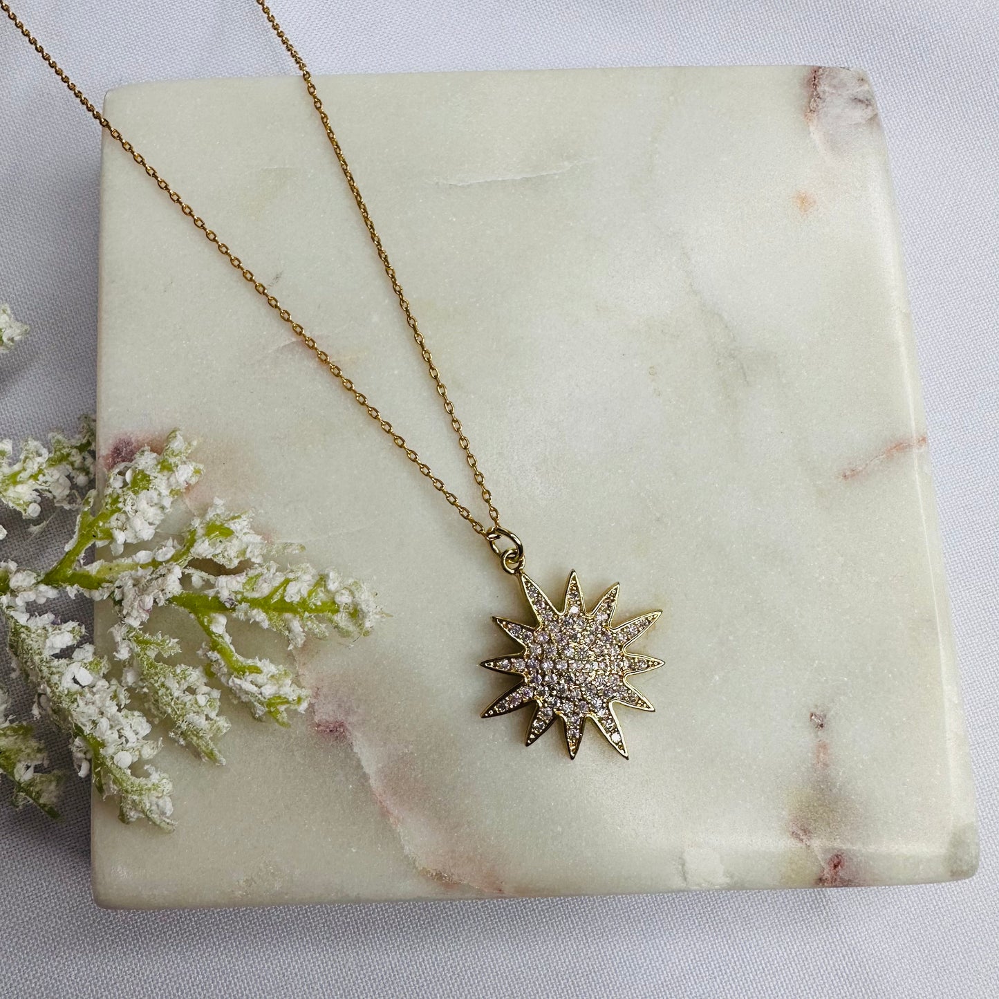 Sunny Necklace