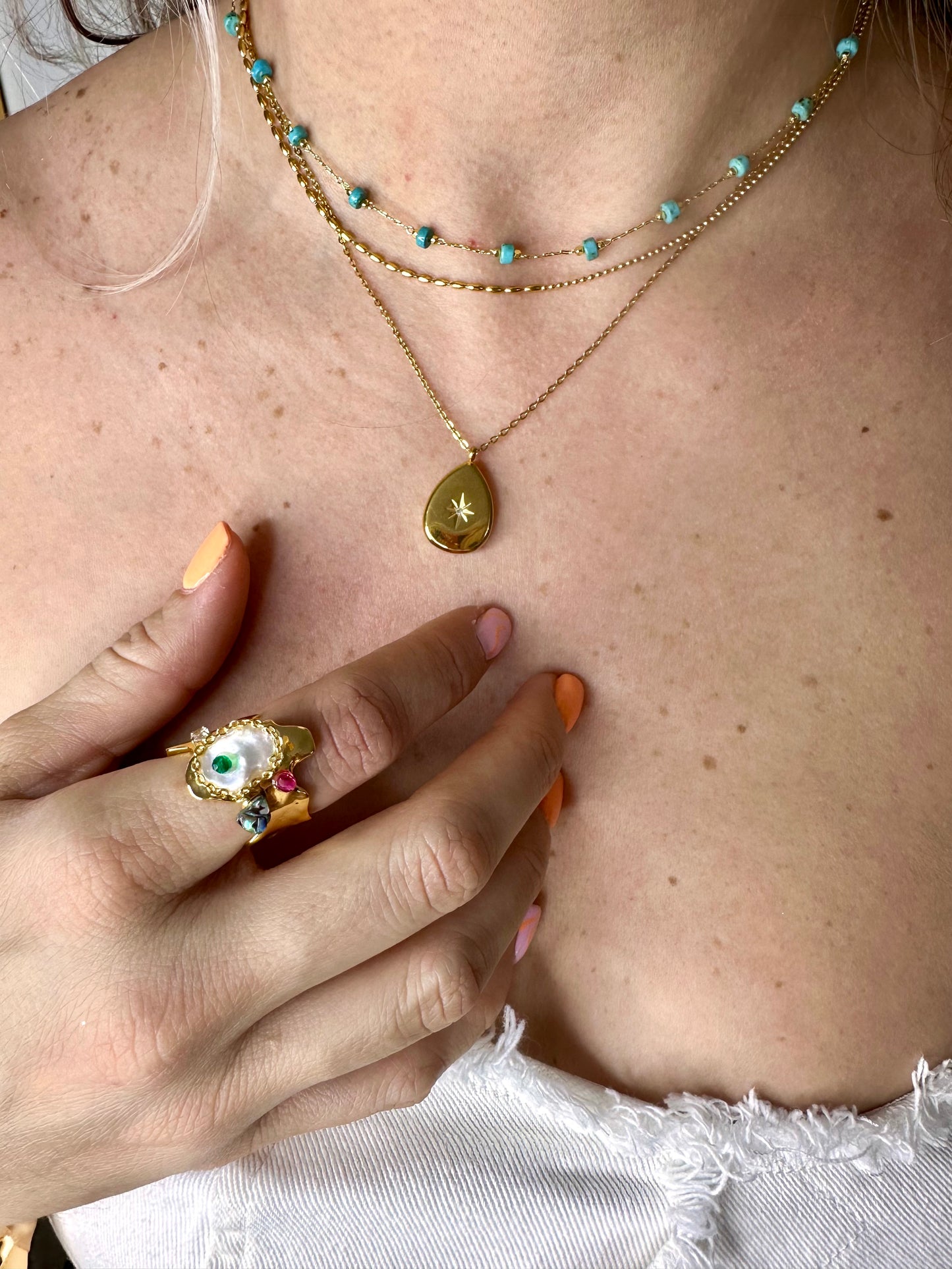 Turquoise chocker