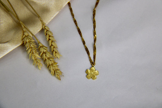 Summer Flower Necklace