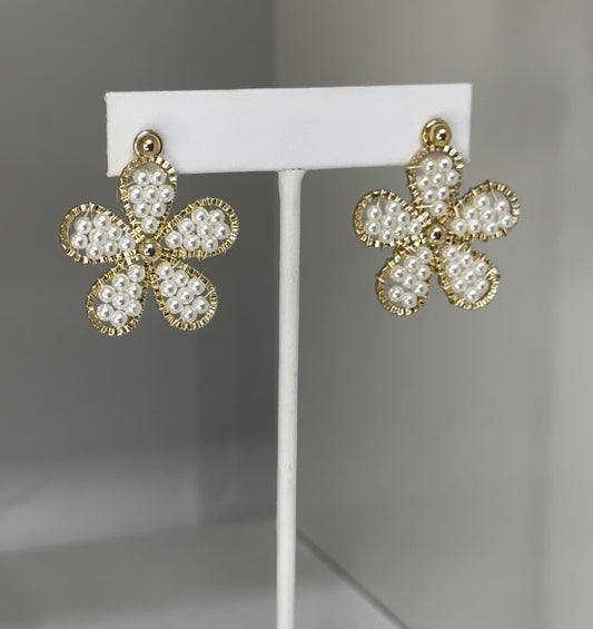 Flower White Earrings