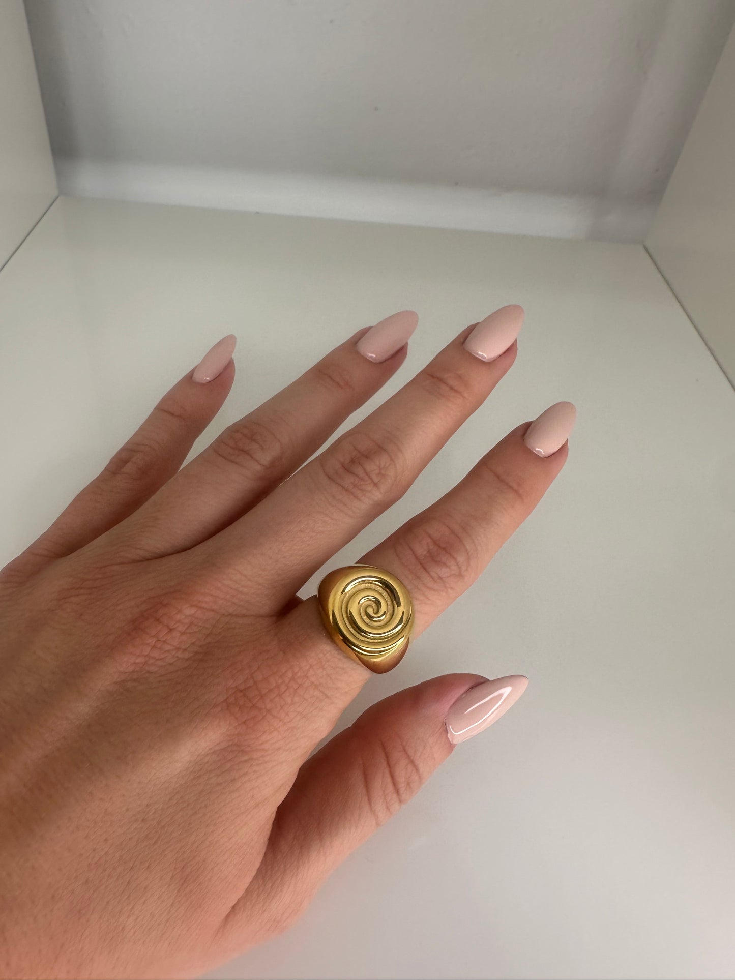 Simple Spiral Ring